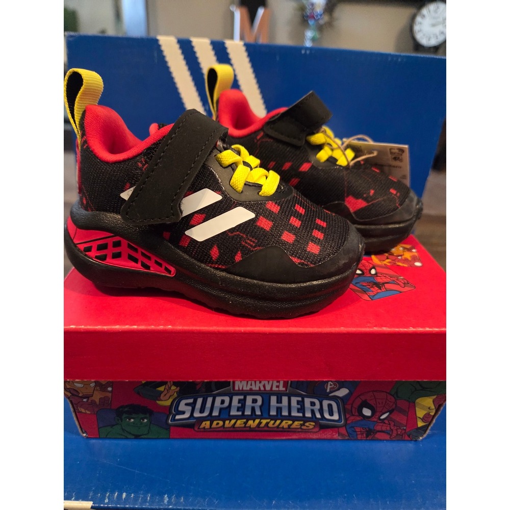 adidas FortaRun Superhero Marvel Kids Shoes Toddler 4K Black Red H68114